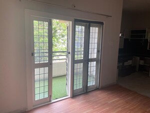 Room in 3 BHK Apartment at Vineyard Excellent, Gachibowli – for Rent