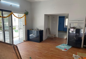 Room in 3 BHK Apartment at Vineyard Excellent, Gachibowli – for Rent