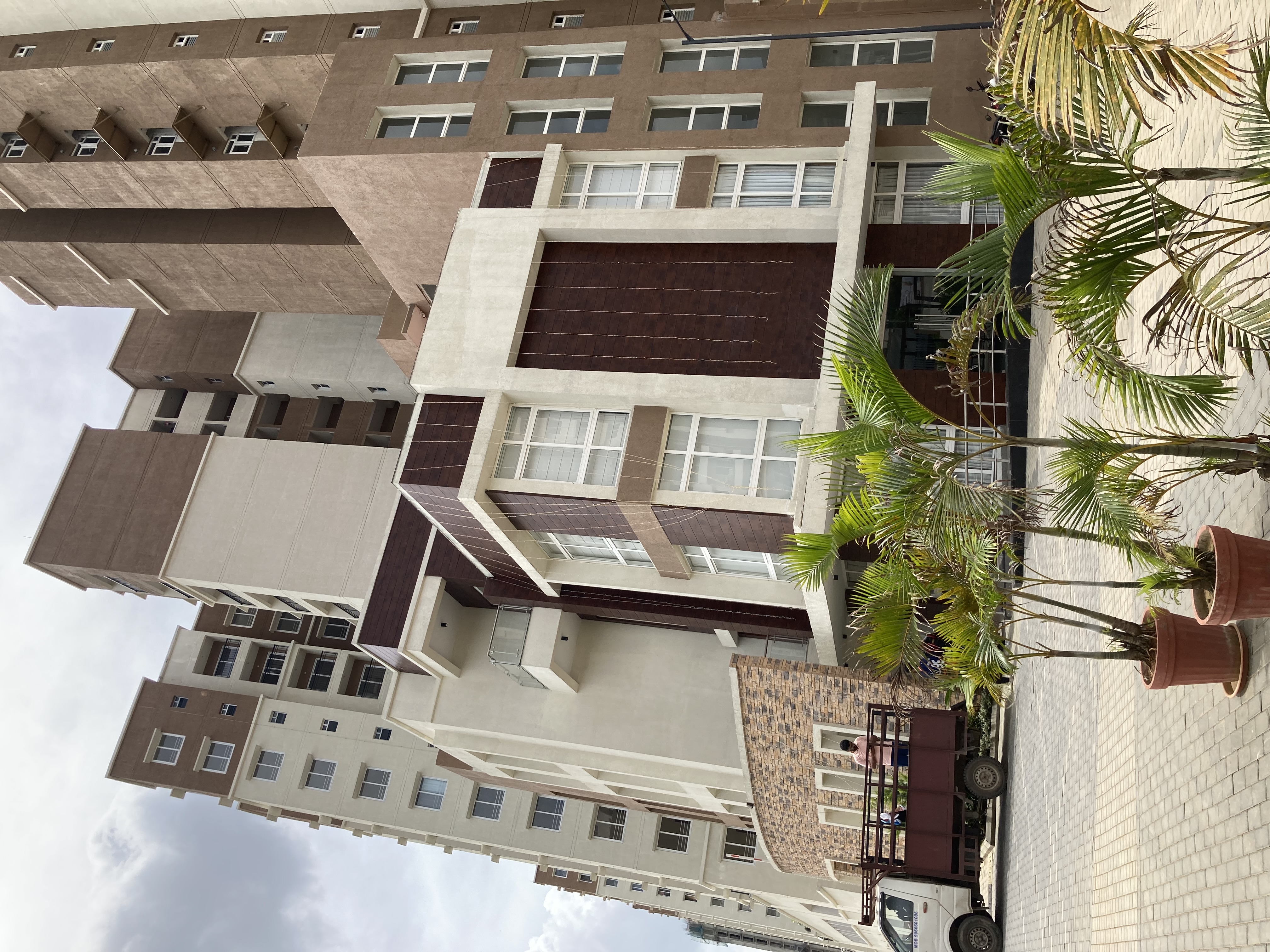 1 Rk  430 Sq.Ft. Apartment in Provident Capella