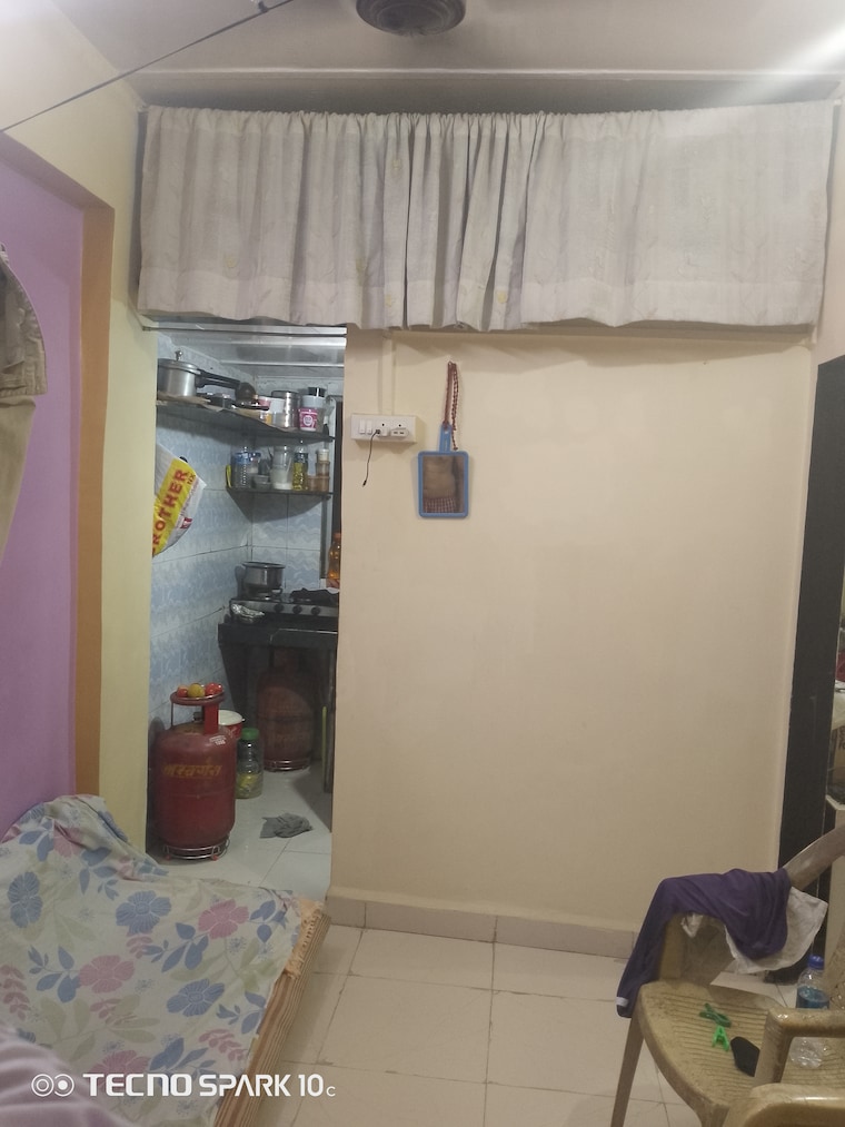 Other, shirodkar-mandal-apartment Commercial Shop 100 Sq.Ft. In Parel Mumbai 9329260