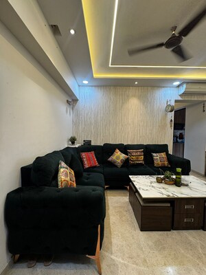 2 BHK Apartment For Rent in Lodha Splendora, Ghodbunder Road