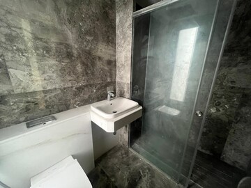 Bathroom in 4 BHK Apartment at Rustomjee Crown, Prabhadevi – for Rent
