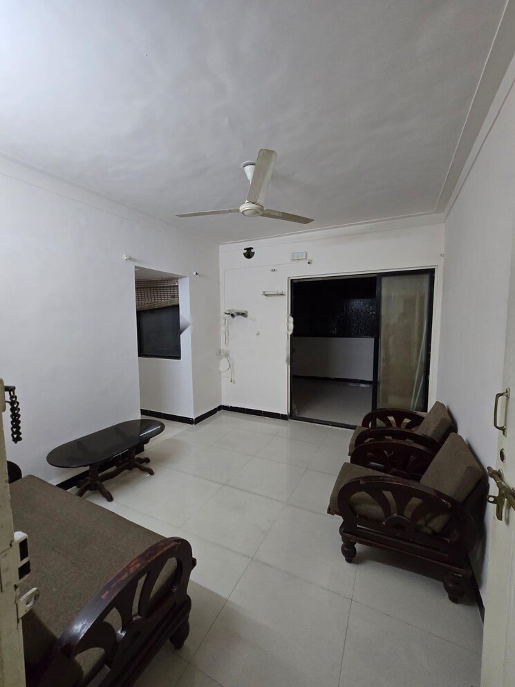 Team Area, navalakha-tanishq 1.5 Bedroom 700 Sq.Ft. Apartment In Kharadi Pune 9329348