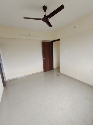 Room in 1 BHK Apartment at Pushpanjali Heights, Owale – for Rent