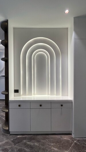 Building Lobby in 4 BHK Builder Floor at Ansal API Esencia, Sector 67 – for Sale