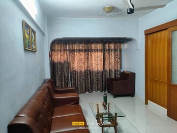 Living Room in 1 BHK Apartment at Lokhandwala Complex – for Rent