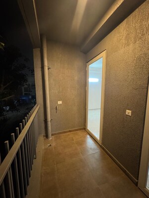 Balcony in 3 BHK Apartment at Smart World Orchard, Sector 61 – for Rent