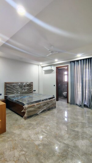 Bedroom in 3 BHK Builder Floor at Sushant Lok 3, Sector 57 – for Rent