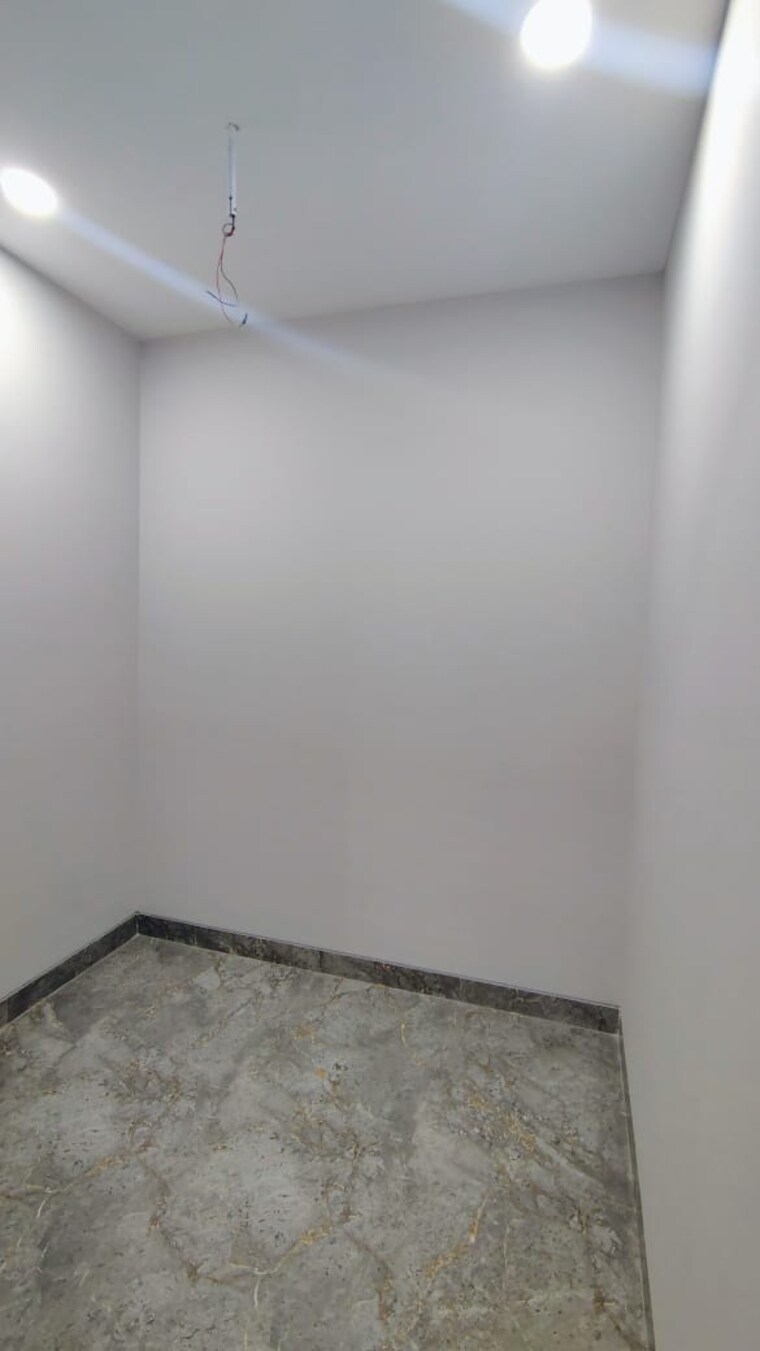 Room, sushant-lok-3 3 Bedroom 2200 Sq.Ft. Builder Floor In Sector 57 Gurgaon 9329493