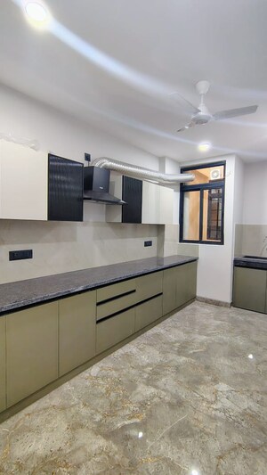 Kitchen in 3 BHK Builder Floor at Sushant Lok 3, Sector 57 – for Rent