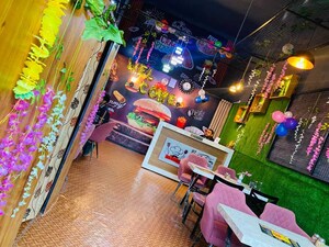  Shop For Rent in Gomti Nagar