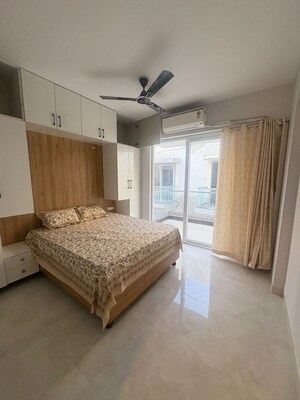 5 BHK Independent House For Sale in Sector 8