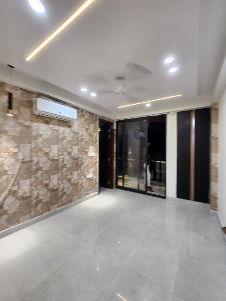 Room, palm-residency-chhatarpur 2 Bedroom 100 Sq.Ft. Apartment In Chattarpur Delhi 9329527