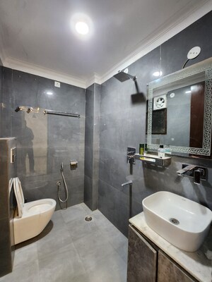 Team Area in 2 BHK Apartment at Palm Residency Chhatarpur, Chattarpur – for Sale