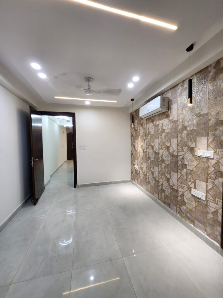 Room, palm-residency-chhatarpur 2 Bedroom 100 Sq.Ft. Apartment In Chattarpur Delhi 9329527