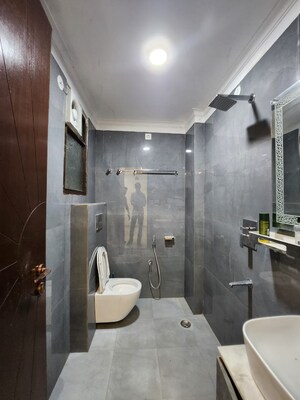 Bathroom in 2 BHK Apartment at Palm Residency Chhatarpur, Chattarpur – for Sale