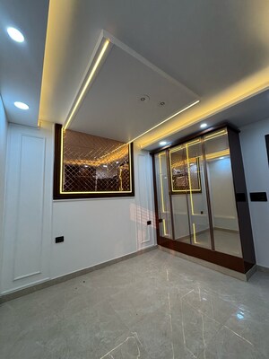 Bedroom in 3 BHK Builder Floor at Dwarka Mor – for Rent