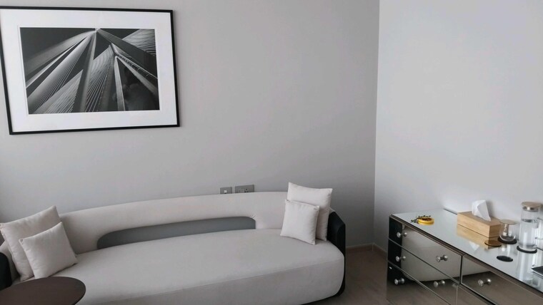 Bathroom, rustomjee-crown 4 Bedroom 2332 Sq.Ft. Apartment In Prabhadevi Mumbai 9329535