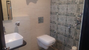 Bathroom in 5 BHK Apartment at Mahmoorganj – for Sale
