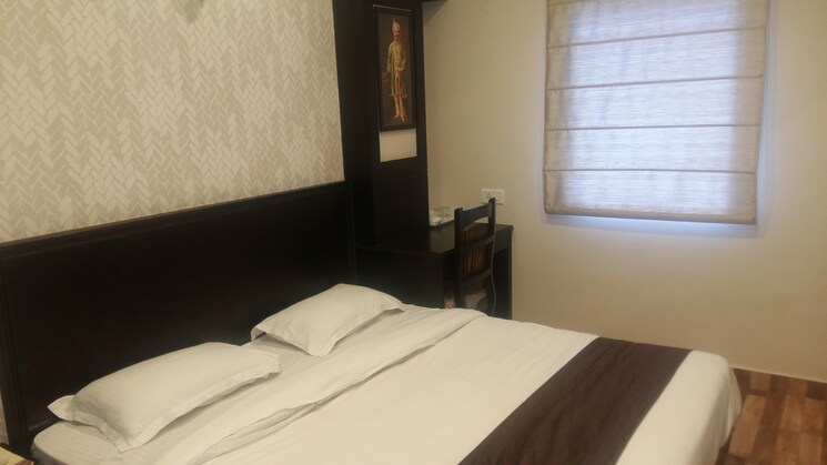 Bedroom, mahmoorganj 5 Bedroom 3640 Sq.Ft. Apartment In Mahmoorganj Varanasi 9329543