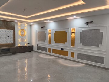 Living Room in 3 BHK Apartment at Sector 81 – for Rent
