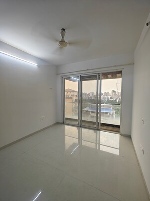 Room in 3 BHK Apartment at Akshar Alvario, Seawoods – for Sale