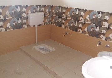Furnished Amenities in 5 BHK Independent House at Lohta – for Sale