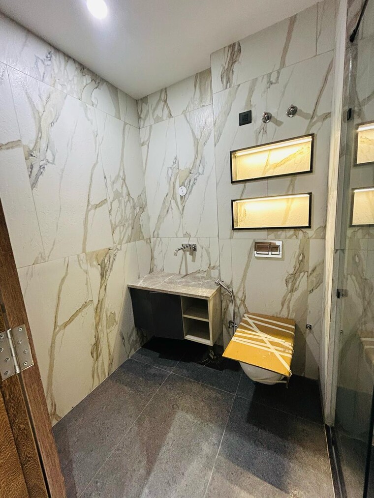 Kitchen, nirvana-courtyard 4 Bedroom 1950 Sq.Ft. Builder Floor In Sector 50 Gurgaon 9329745