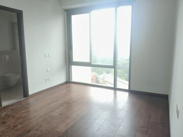 Master Bedroom in 2 BHK Apartment at Piramal Aranya, Byculla – for Rent