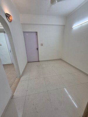 1 RK Apartment For Rent in Mayur Vihar