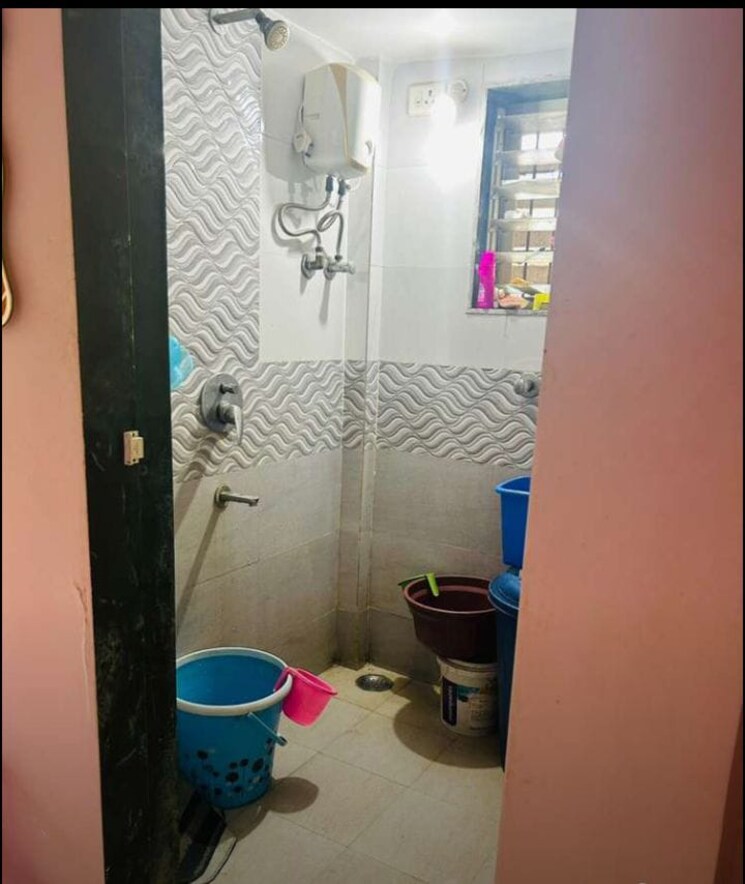 Bathroom, dombivli east 1 Bedroom 500 Sq.Ft. Apartment In Dombivli East Thane 9329906