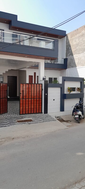 4 BHK Independent House – Exterior View View at Indira Nagar - for Sale