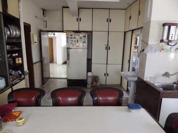 4 BHK Apartment For Sale in Madhu Niketan, Santacruz West