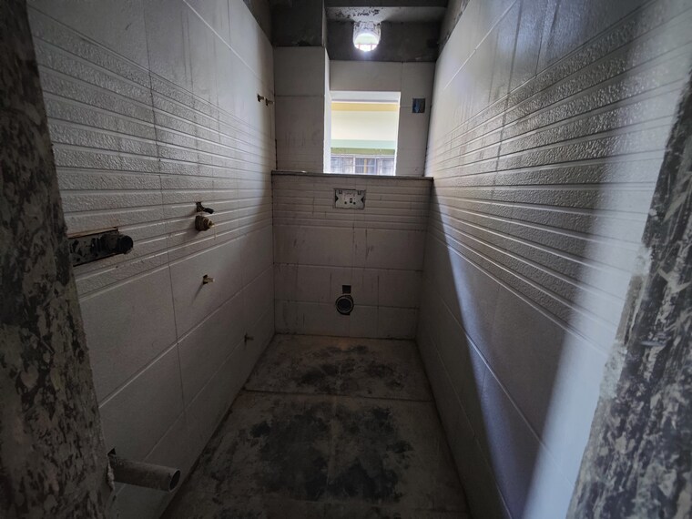 Bathroom, babupara 3 Bedroom 1130 Sq.Ft. Apartment In Babupara Siliguri 9329940