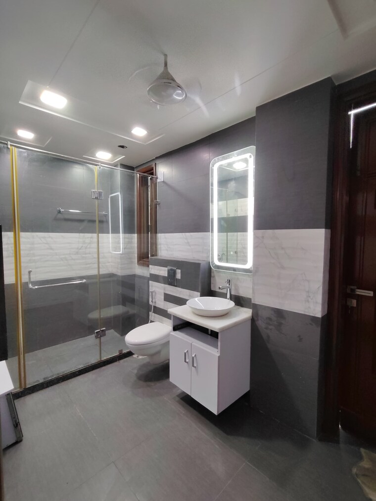 Kitchen, greater kailash i 4 Bedroom 4500 Sq.Ft. Builder Floor In Greater Kailash I Delhi 9329954