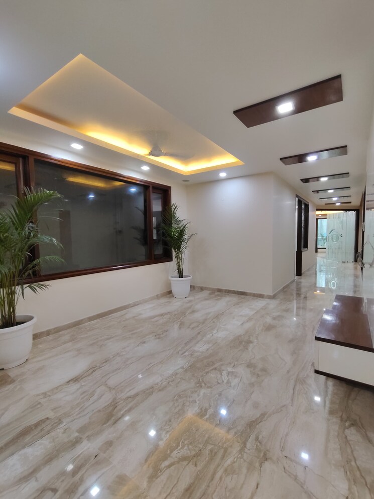 Room, greater kailash i 4 Bedroom 4500 Sq.Ft. Builder Floor In Greater Kailash I Delhi 9329954