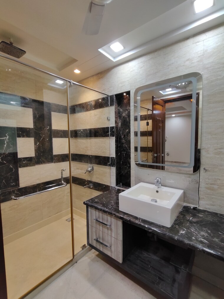 Kitchen, greater kailash i 4 Bedroom 4500 Sq.Ft. Builder Floor In Greater Kailash I Delhi 9329954