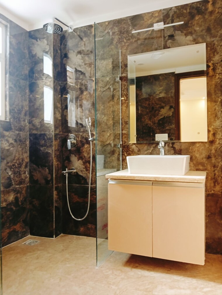 undefined, greater kailash i 4 Bedroom 2700 Sq.Ft. Builder Floor In Greater Kailash I Delhi 9329959