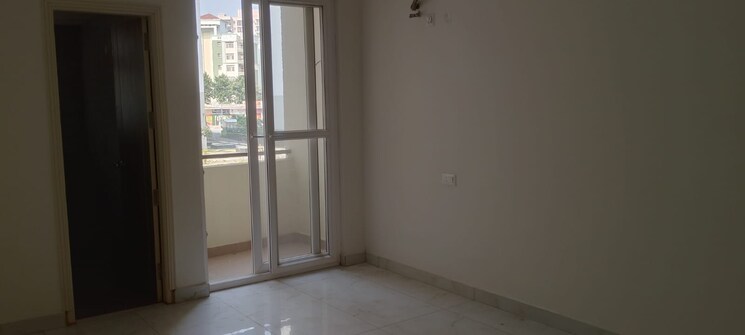 Room, vip road 4 Bedroom 2465 Sq.Ft. Apartment In Vip Road Zirakpur 9329970