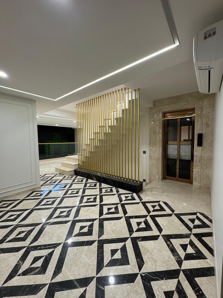 Bedroom, kailash colony 4 Bedroom 2780 Sq.Ft. Builder Floor In Kailash Colony Delhi 9329963