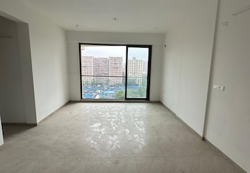 Room in 2 BHK Apartment at Satellite Tower, Goregaon East – for Sale