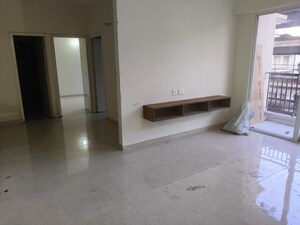 Room in 2 BHK Apartment at Signature Global The Millennia, Sector 37d – for Rent
