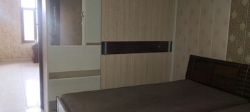 Furnished Amenities in 6 BHK Independent House at Ghazipur – for Sale