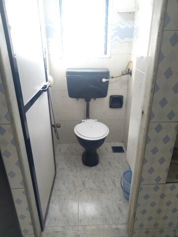 Bathroom in 1 BHK Apartment at Silver Arrow CHS, Santacruz East – for Rent