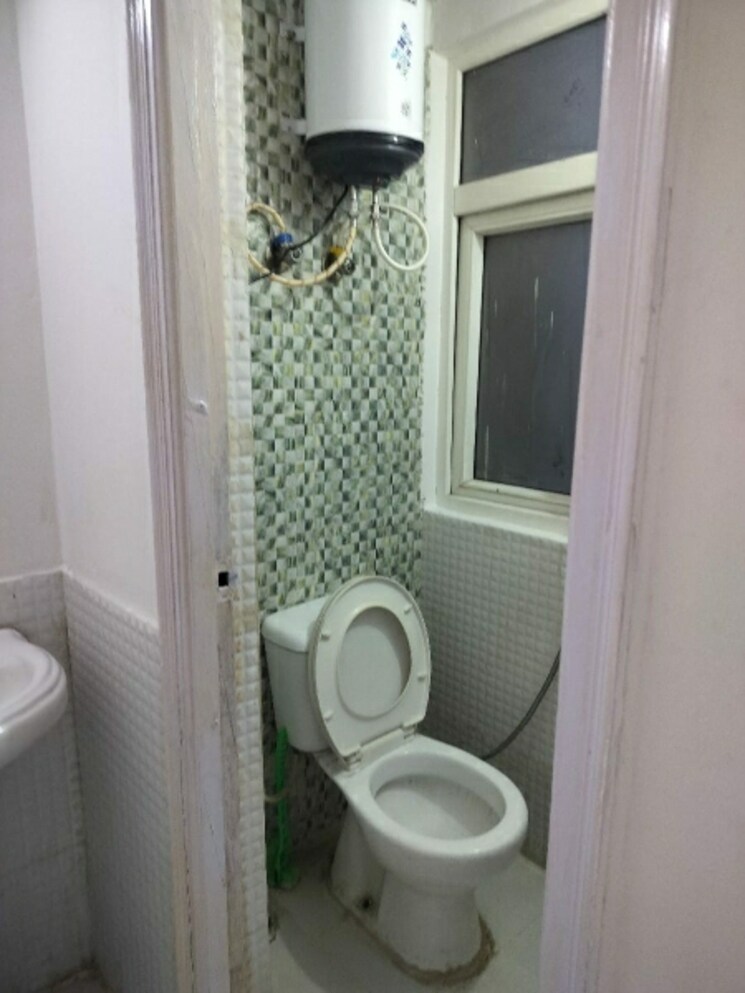 Bathroom, spring-meadows 2 Bedroom 1595 Sq.Ft. Apartment In Tech Zone 4 Greater Noida Greater Noida 9329987