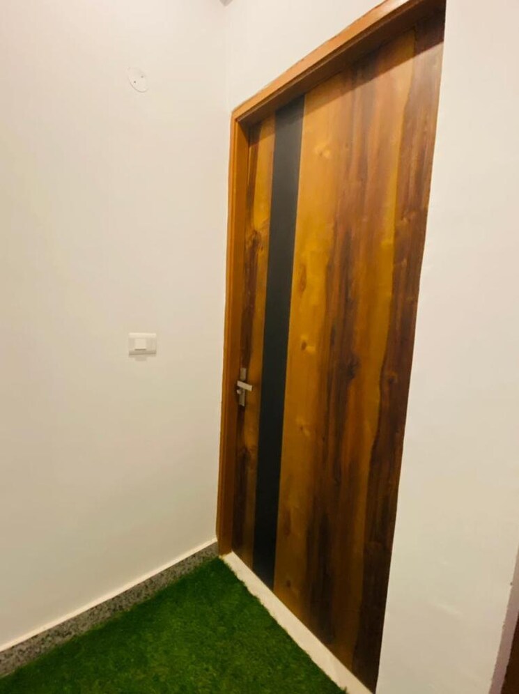 undefined, patiala road 1 RK 560 Sq.Ft. Builder Floor In Patiala Road Zirakpur 9329992