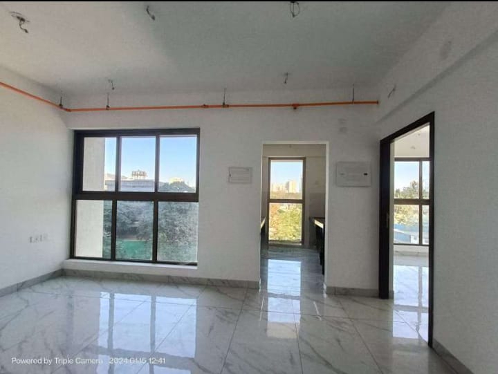 1 BHK + Pooja Room Apartment For Sale in Raymond Ten X Habitat