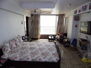 Living Room in 4 BHK Apartment at Bandra West – for Sale