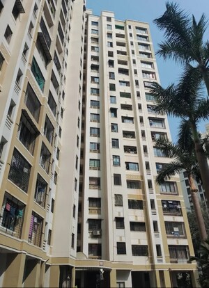 3.5 BHK Apartment For Rent in Siddhachal Apartment 8, Vasant Vihar