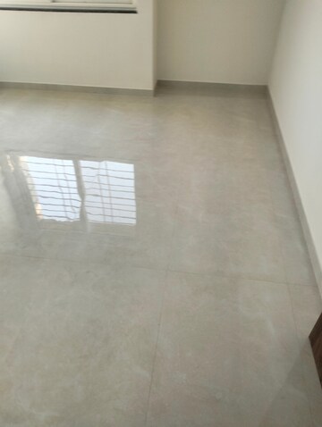 Room in 3 BHK Apartment at Oxford Elegance Apartment Condominium, Wanowrie – for Rent